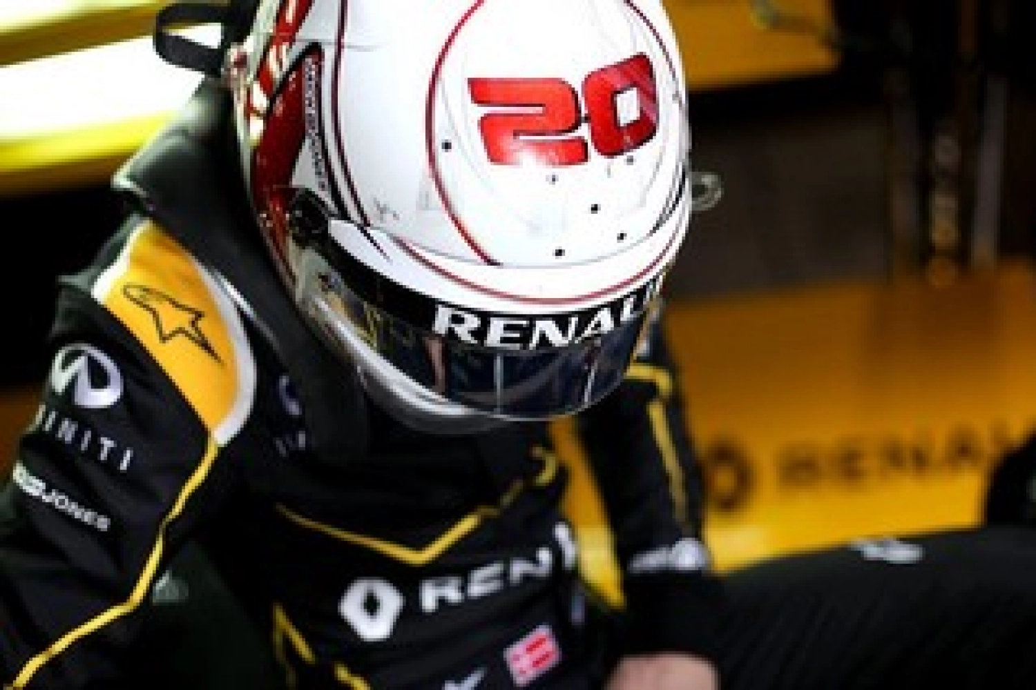 Renault finishes its race in the rails rather than in the points in Monaco
