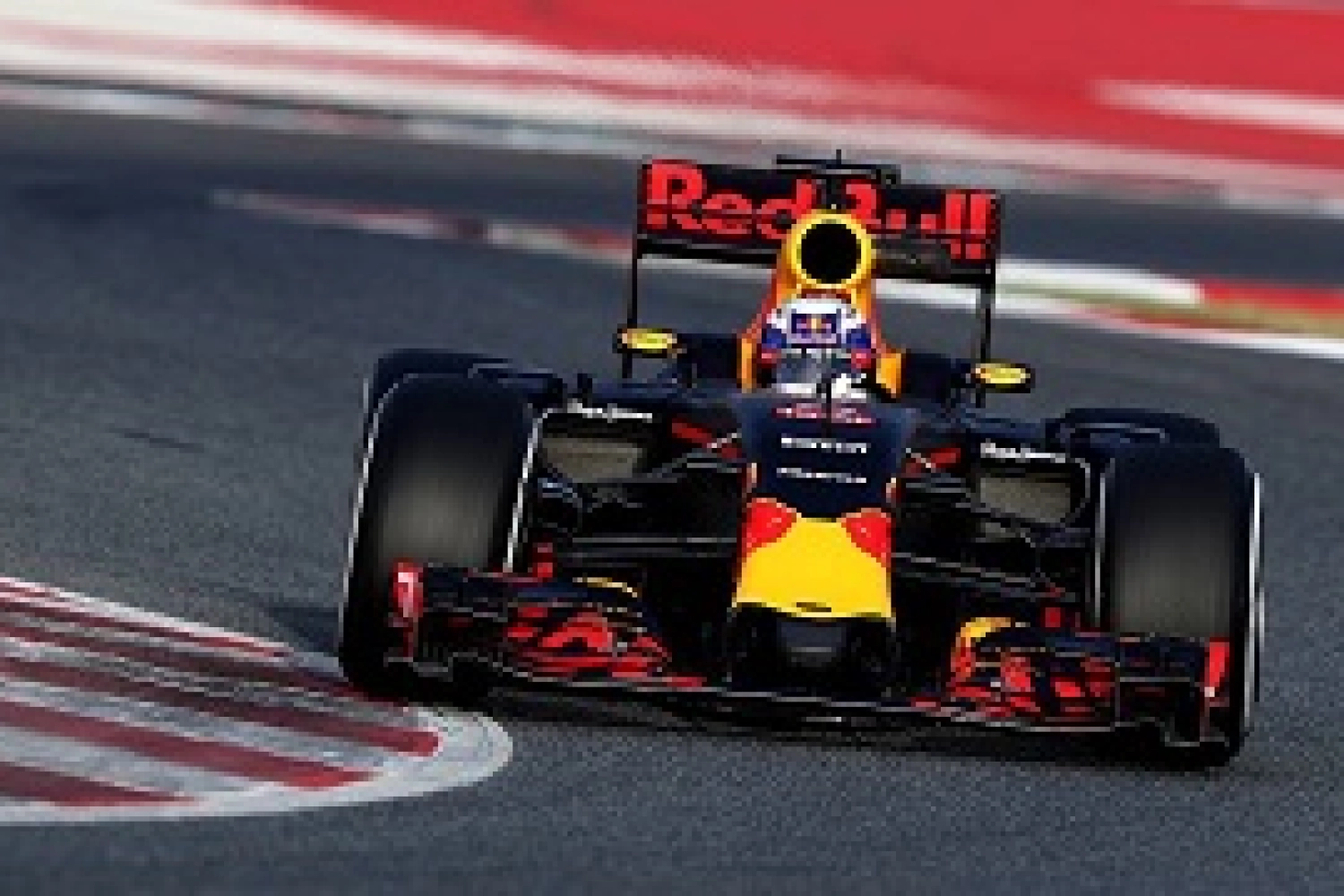 Ricciardo: Mercedes had a bit more pace than us;