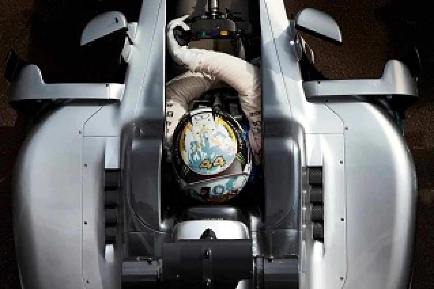 Malaysia – Free Practice 2: Hamilton fights back against Rosberg, Ferrari still hot on his heels and Red Bull making progress