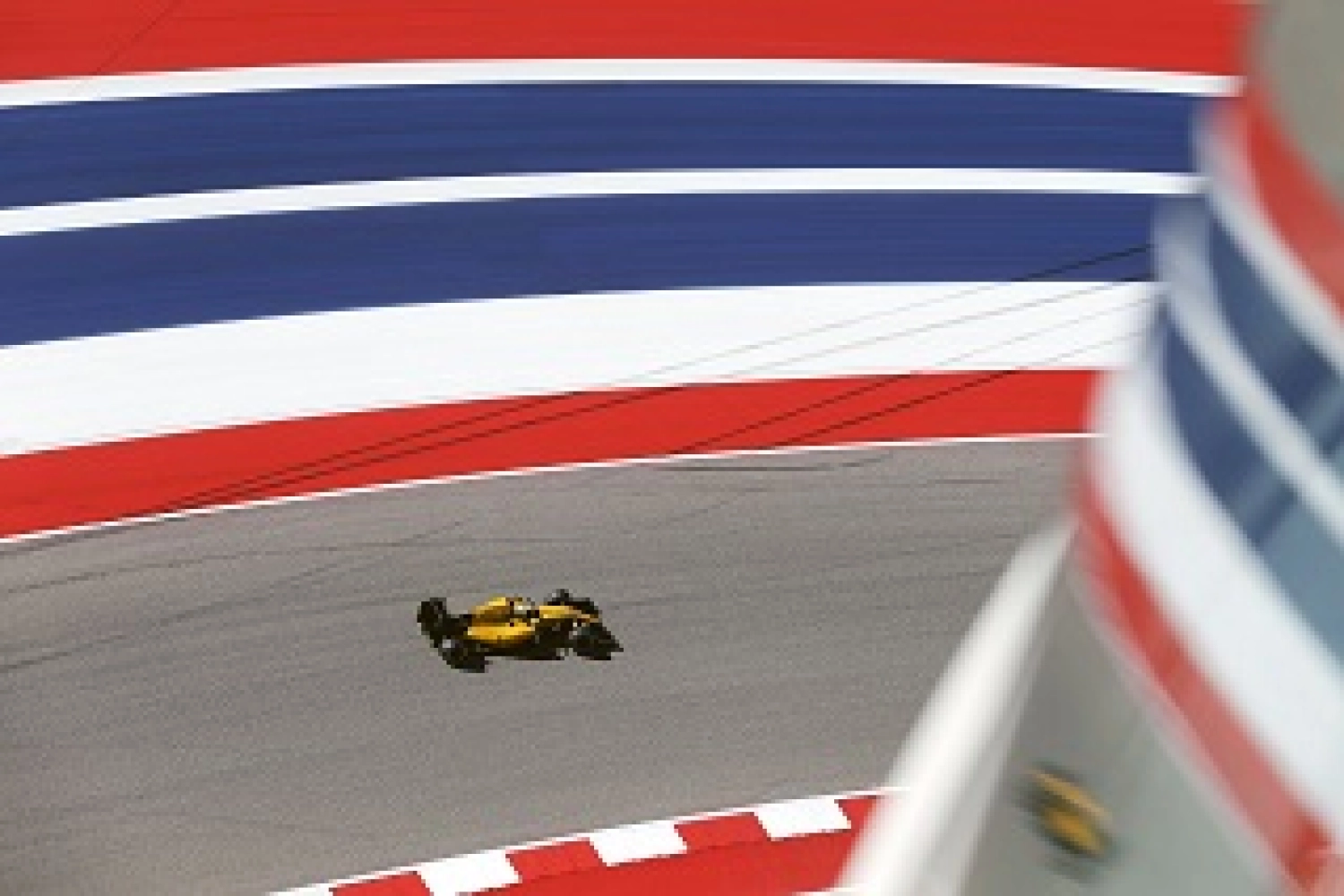 Renault and Force India: two baisquets but many more contenders?