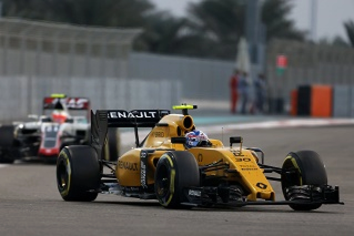 A season finale for Renault