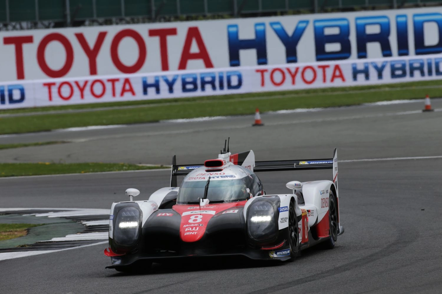 6 Hours of Silverstone – Toyota wins by a landslide