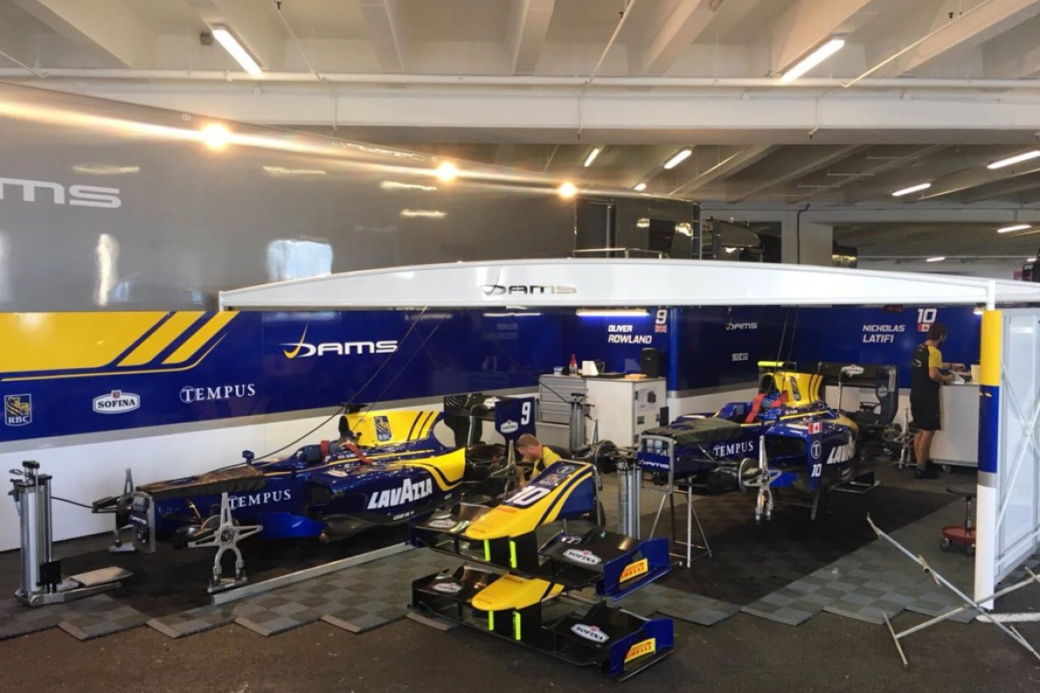 The new Formula 2 cars will have a style closer to Formula 1 single-seaters