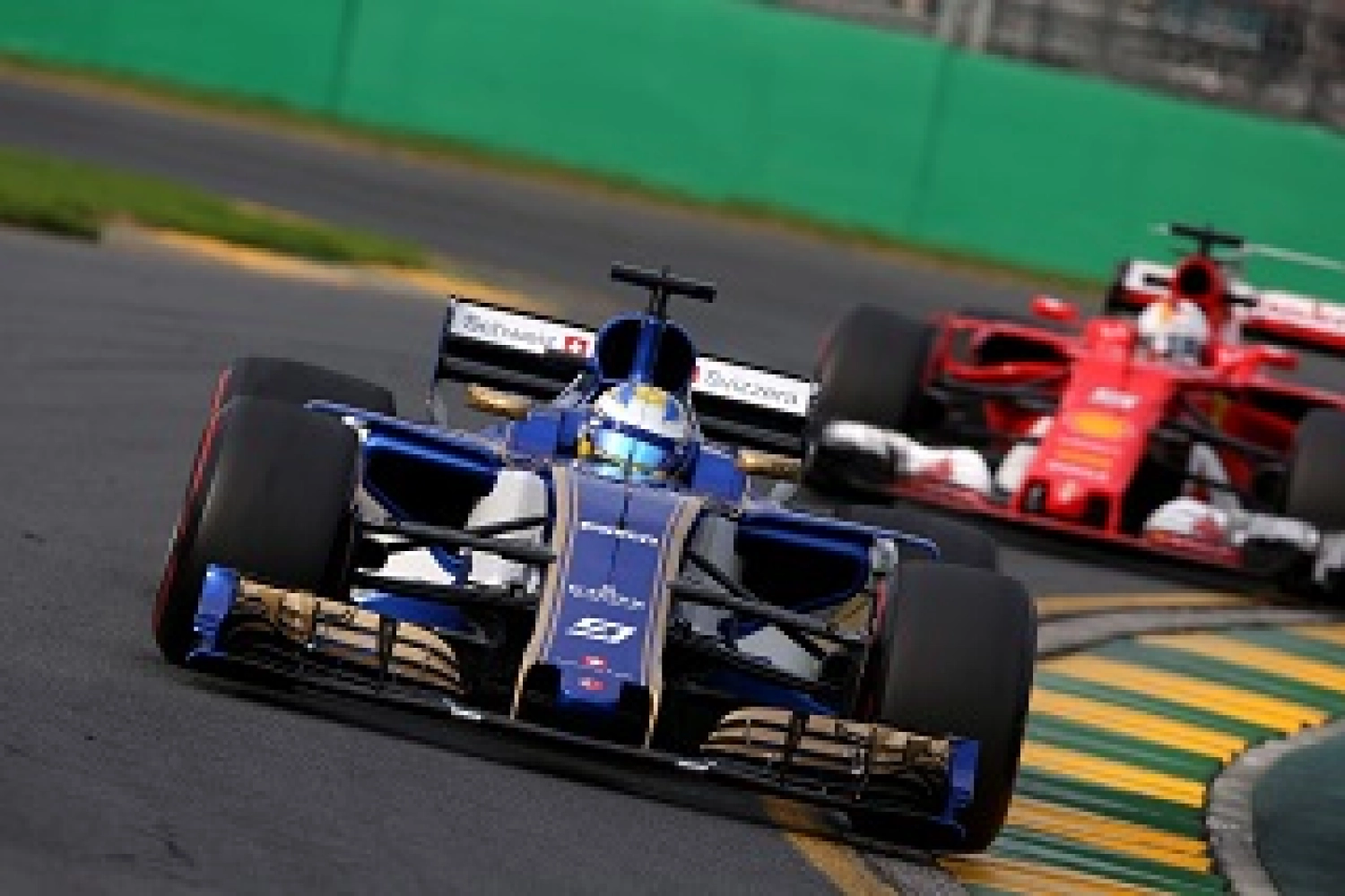 Sauber stands out in Melbourne