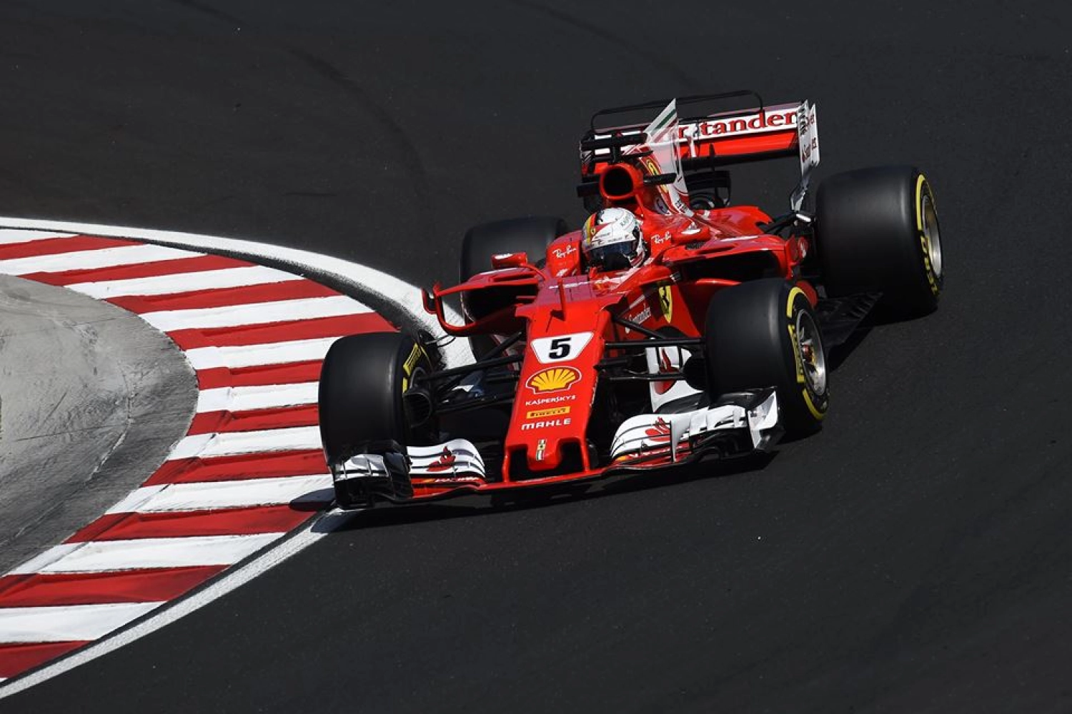 Hungary – Race: A Finnish Shield Saves Vettel!