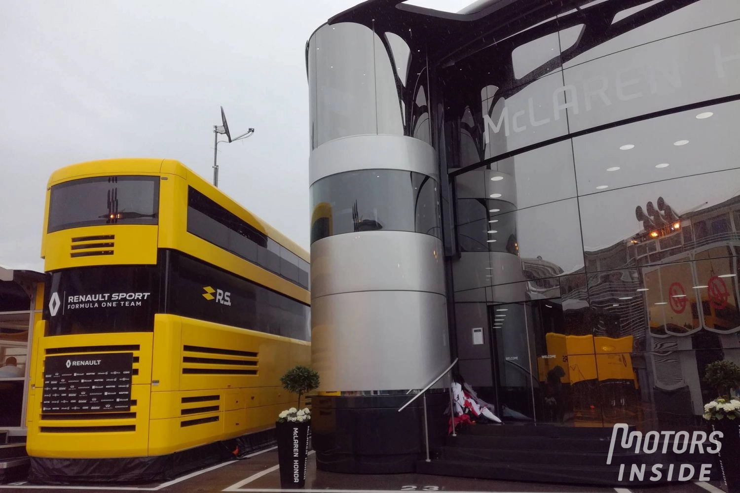 A “loyal” Alonso ready to stay at McLaren: the latest on a big game of dominoes