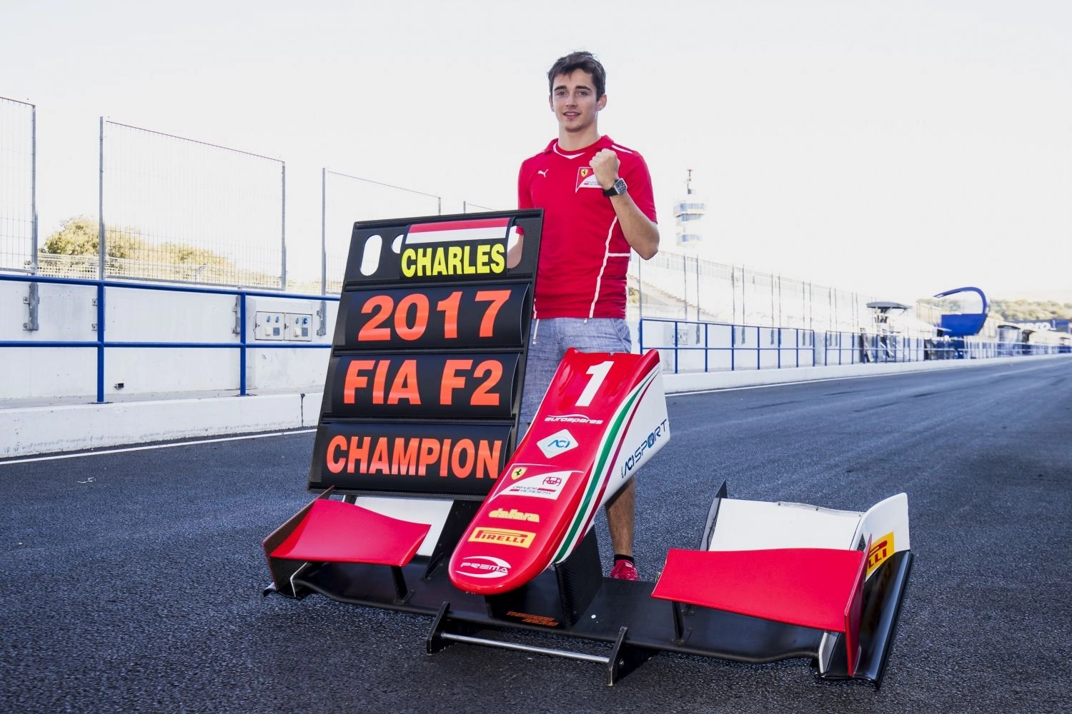 Charles Leclerc wins the F2 title in Jerez