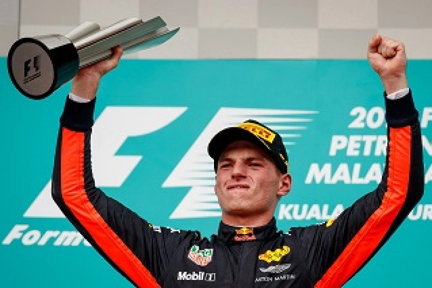Malaysia – Race: Verstappen beats Hamilton and wins!