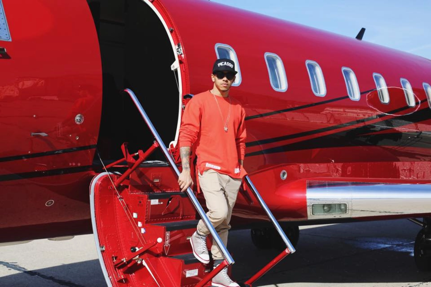 Paradise Papers: Hamilton saved 3.7 million euros in VAT on his private jet