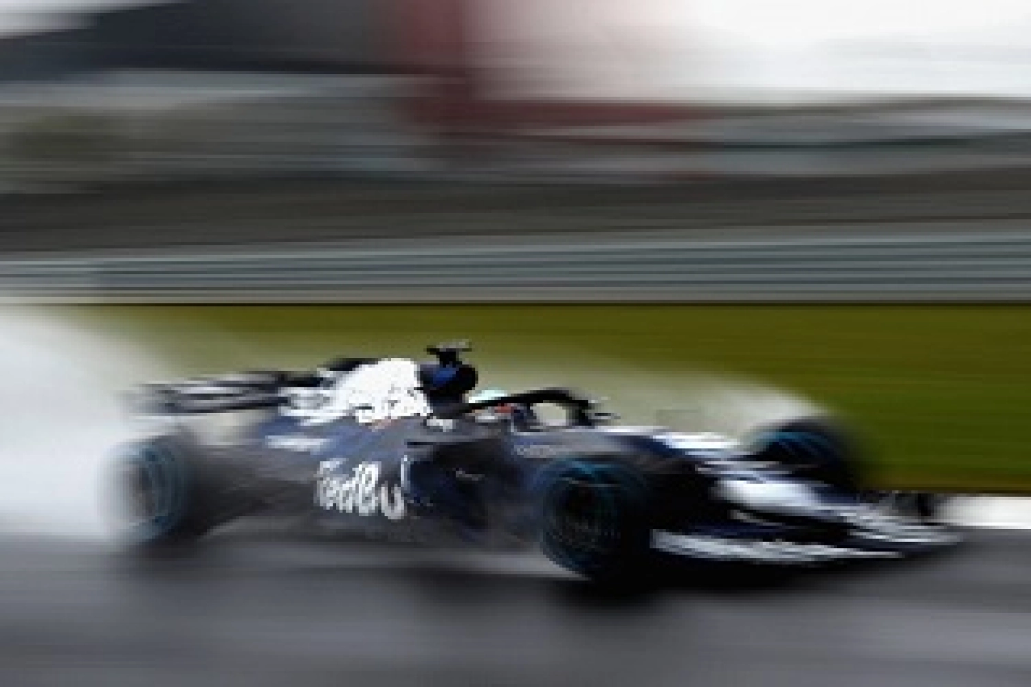 Daniel Ricciardo starts his season off quite poorly