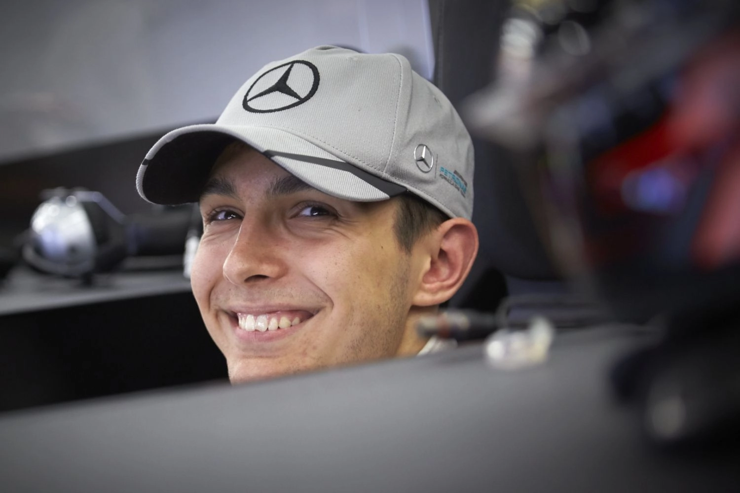 Ocon confirmed as third driver at Mercedes