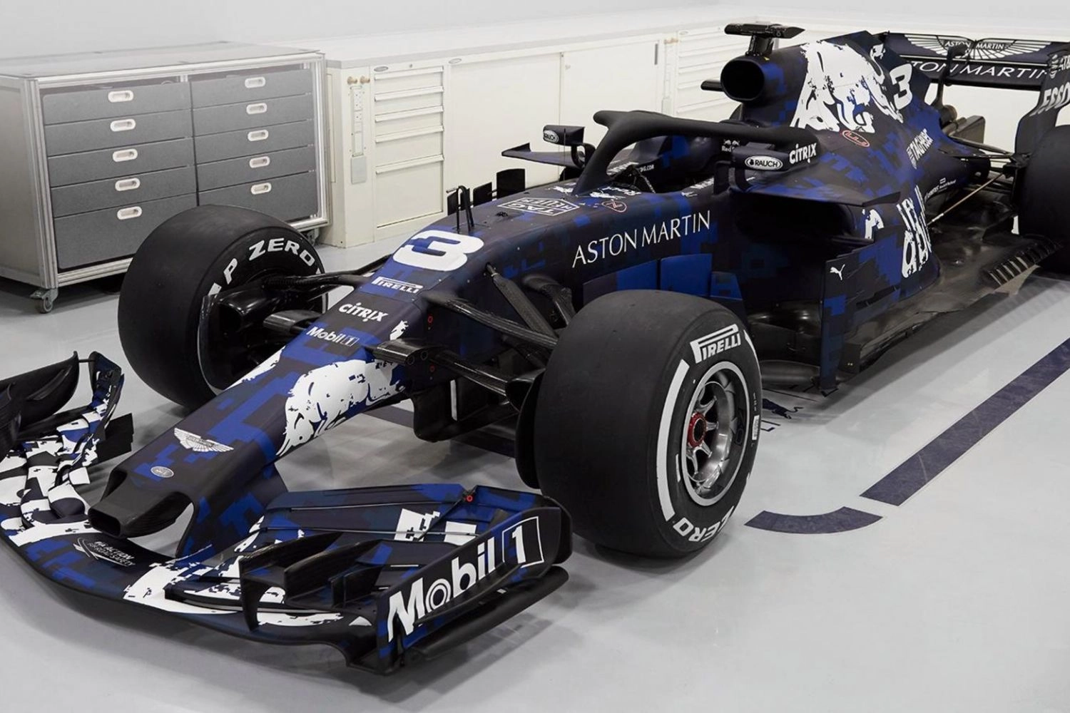 Red Bull poaches a sponsor from Force India