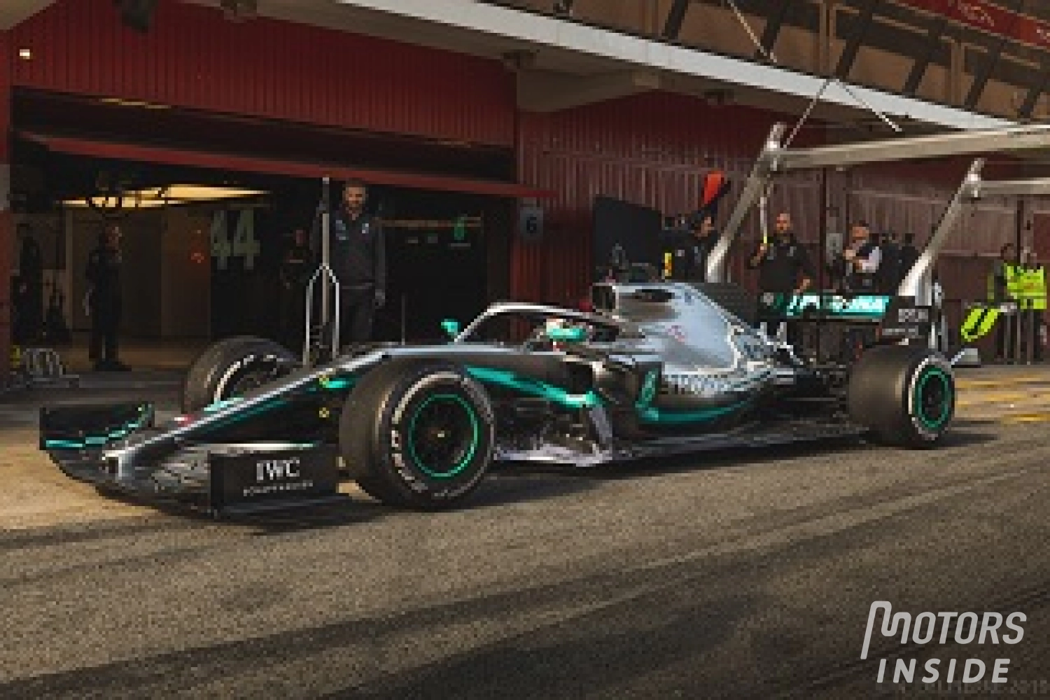 Ferrari and Mercedes reluctant with Netflix