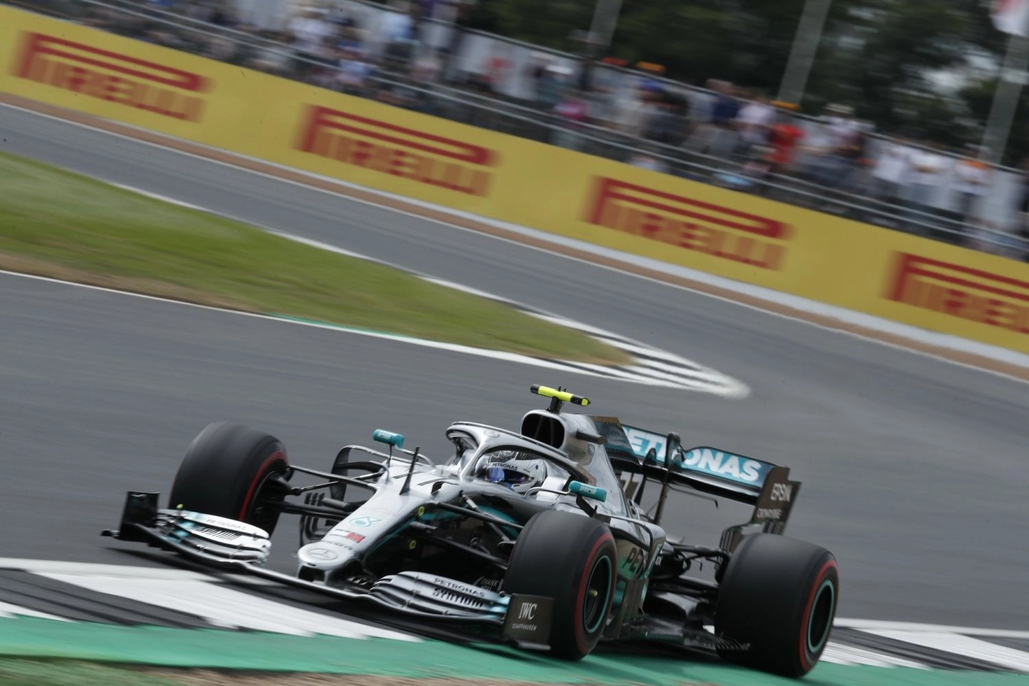 England: Qualifications – Bottas on pole, six little thousandths ahead of Hamilton!