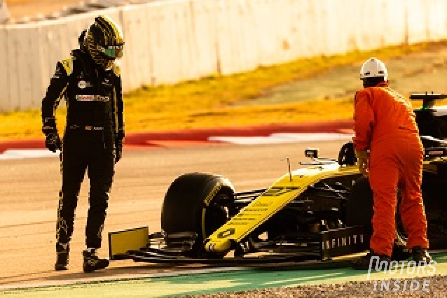 Renault, lacking results, could leave F1 as early as 2021