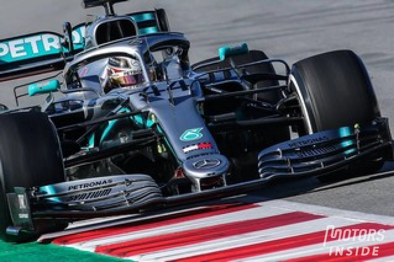 Japan – Free Practice 1: Mercedes Outclasses Ferrari, Saturday’s Sessions Cancelled