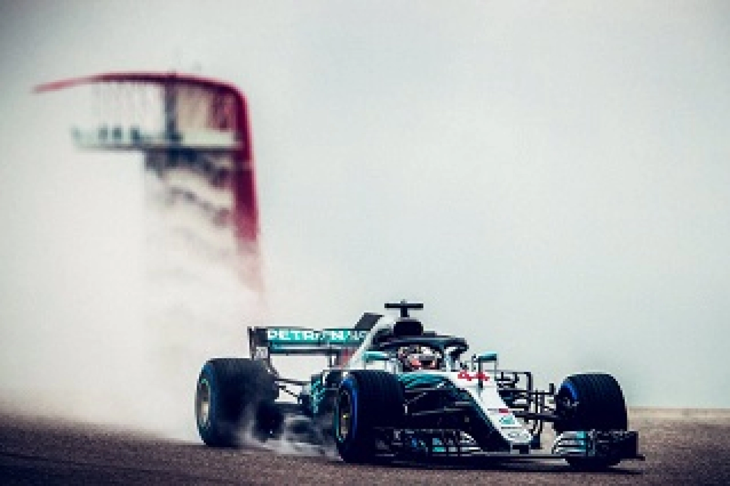 United States – Free Practice 2: Hamilton still leads a session shortened by rain