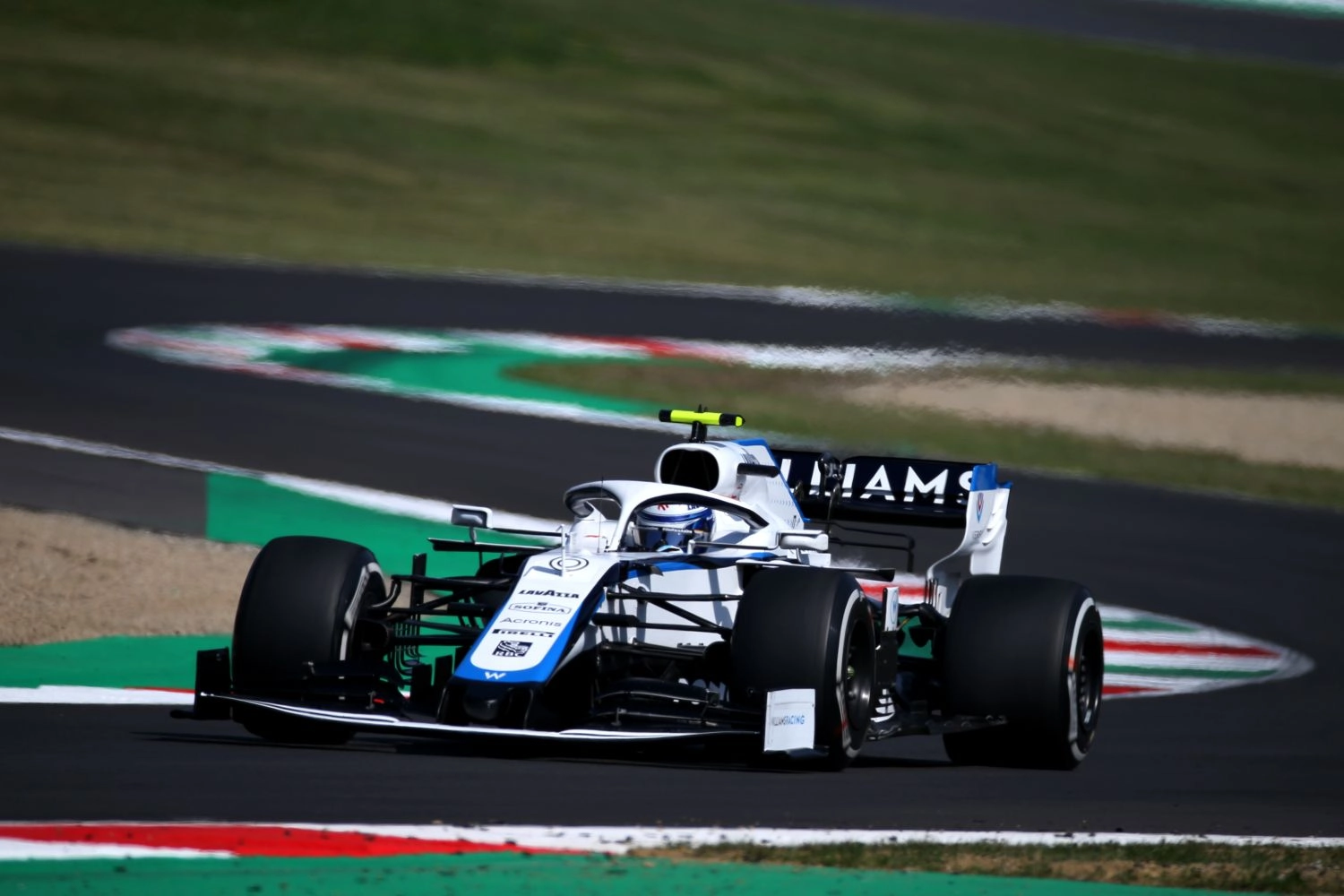 George Russell penalized on the starting grid in turn