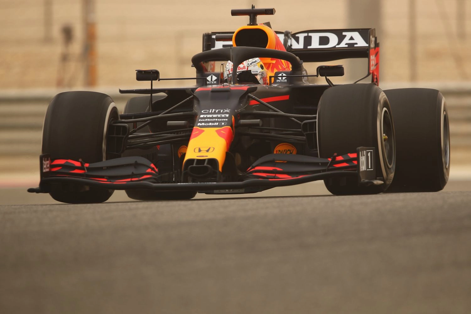 Bahrain Grand Prix – Free Practice 2: Verstappen leads, Norris follows close behind
