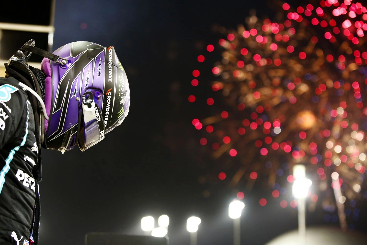 Bahrain Grand Prix: Hamilton sets a new record