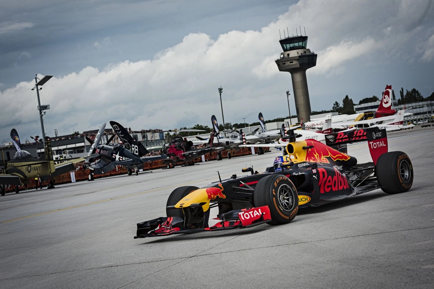 Liam Lawson for the first time behind the wheel of an F1 at Goodwood