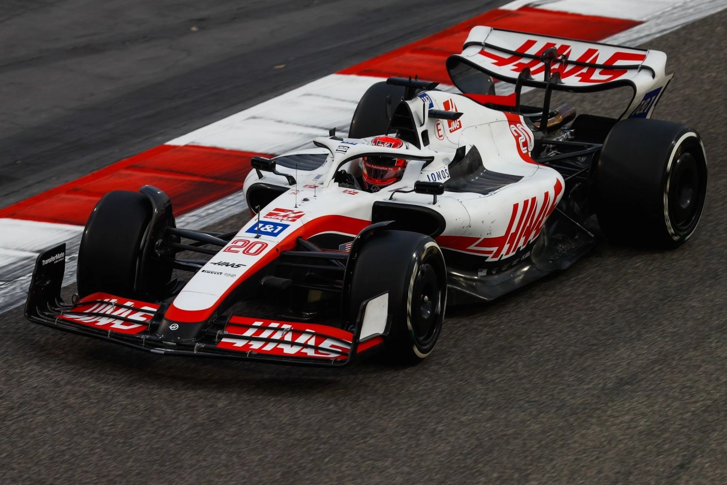 Bahrain Testing Day 2: Magnussen sets the fastest time of the day during the extended session