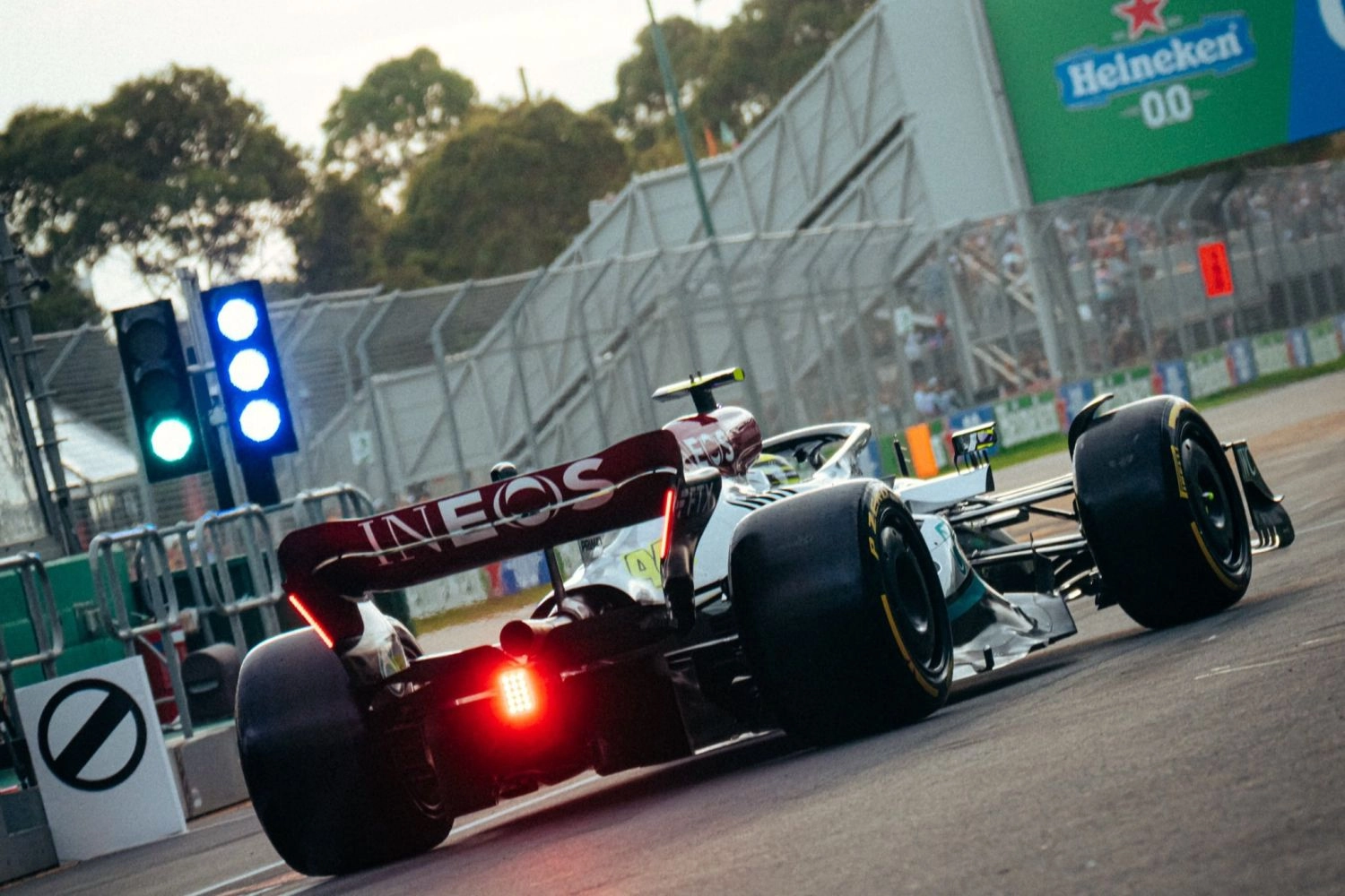 Hamilton: “Nothing we change makes a difference”