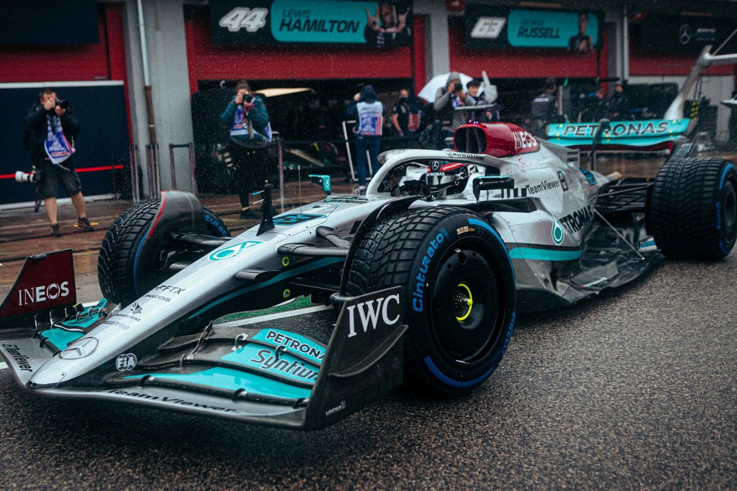 Russell: The sprint races should be “longer”