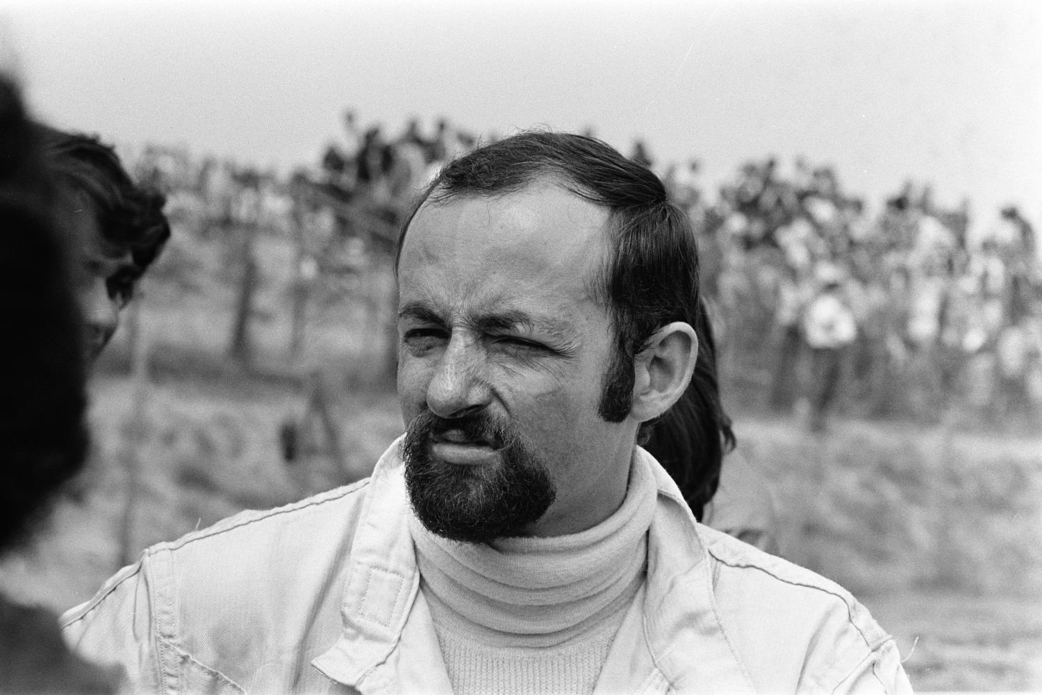 Henri Pescarolo and Gérard Larousse at the wheel in Le Mans
