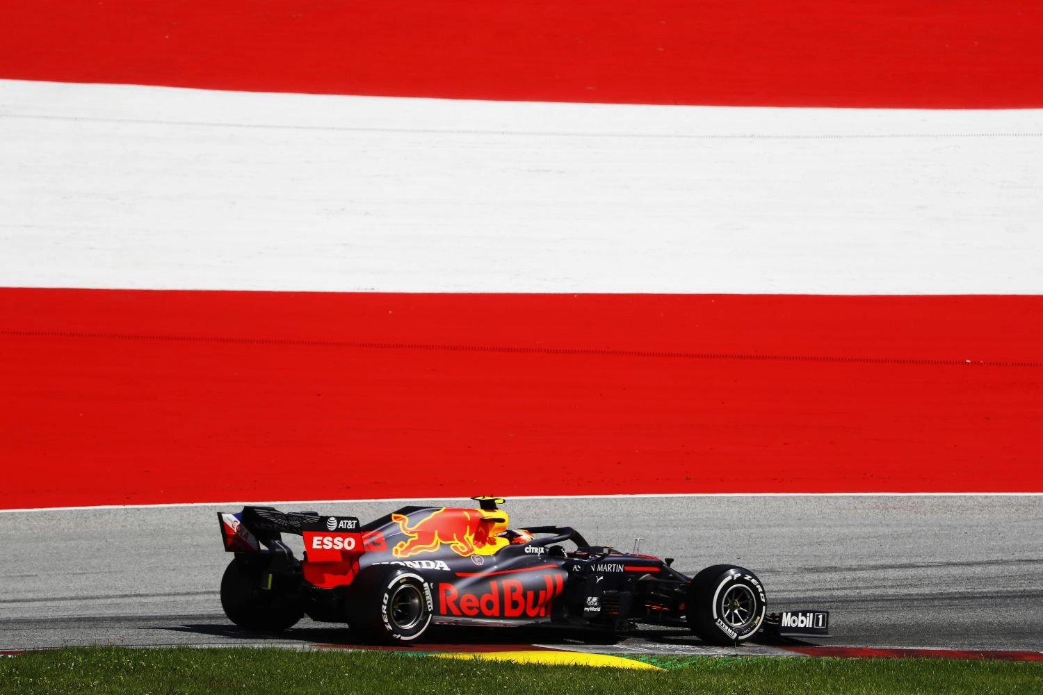 Attention, the sprint format is making a comeback this weekend in Spielberg