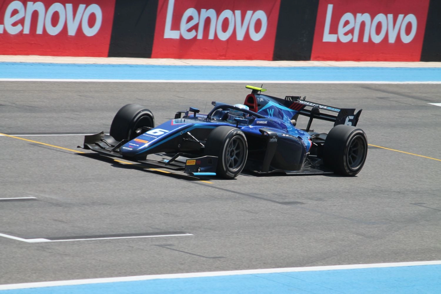 Richard Verschoor disqualified, Logan Sargeant the winner in Austria