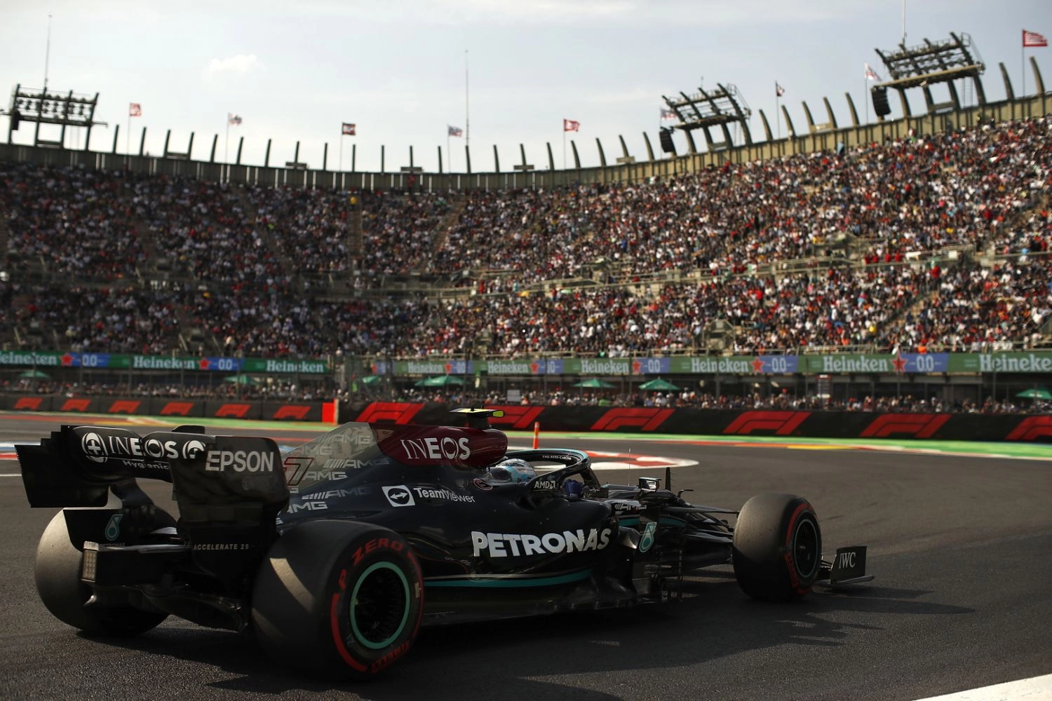 Mexican Grand Prix – Qualifying: Bottas and Mercedes emerge from the woods