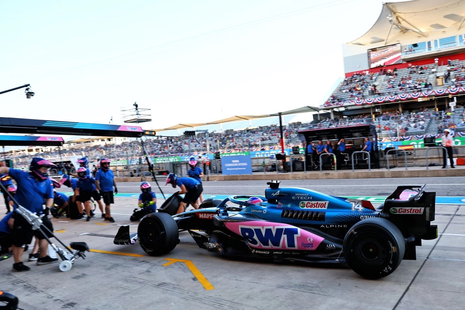 The Alpine engineers now have to work on several technical issues of the race car