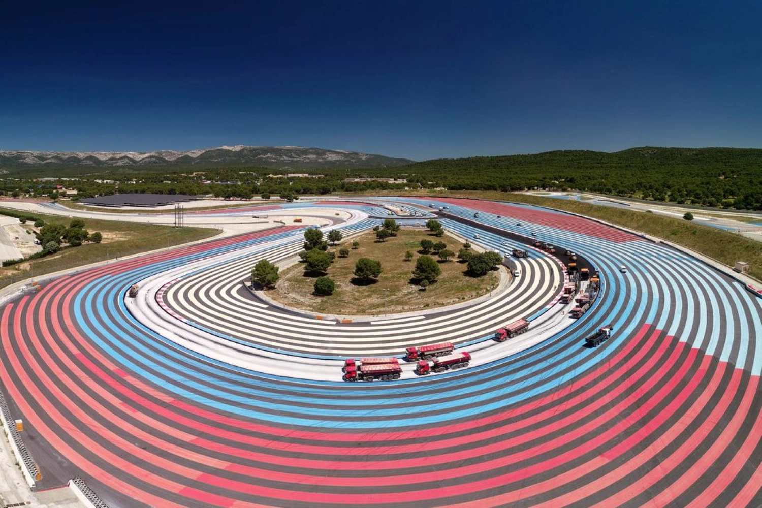 Jean Alesi wants to bring F1 back to the Paul-Ricard circuit