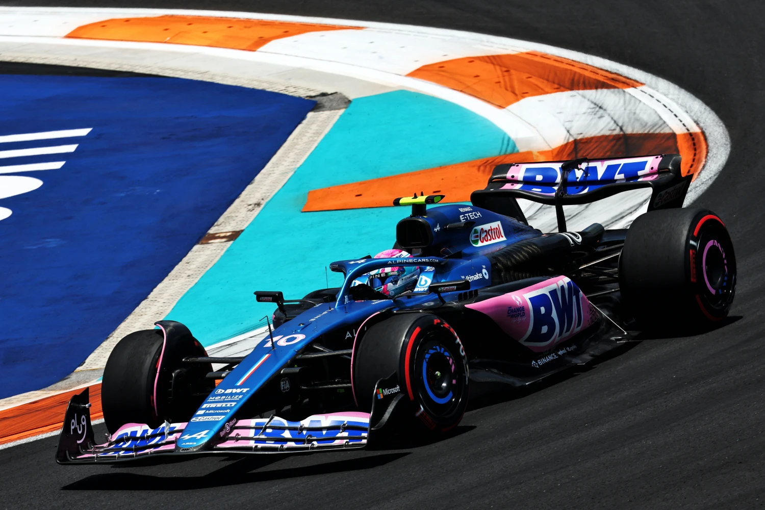 Szafnauer thinks that Alpine is not far from the top teams