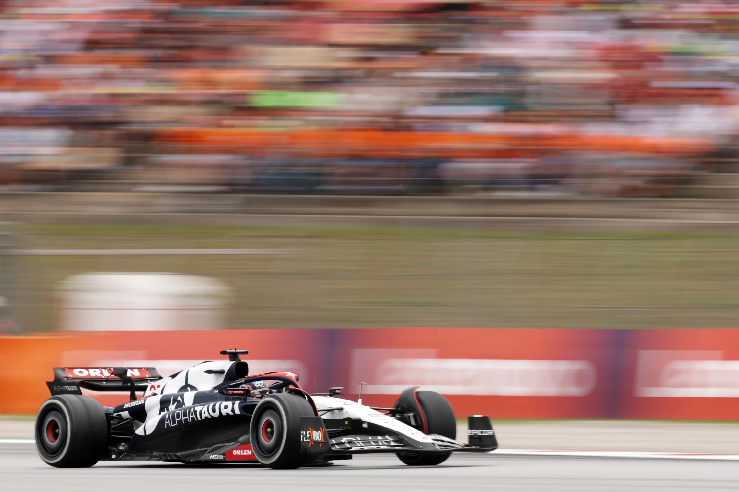 Nyck de Vries fully discovering F1