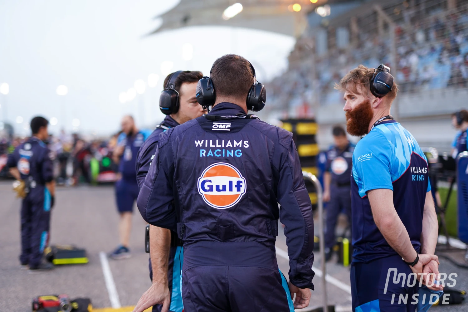 Nigel Mansell reunites with his 1992 Williams at Silverstone