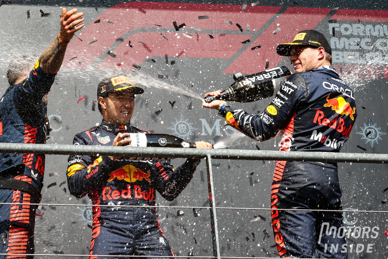 Sergio Pérez offers his team a one-two finish in Belgium