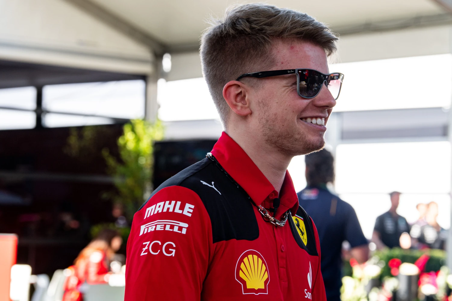 Robert Shwartzman at the wheel of the Sauber in FP1 at Zandvoort