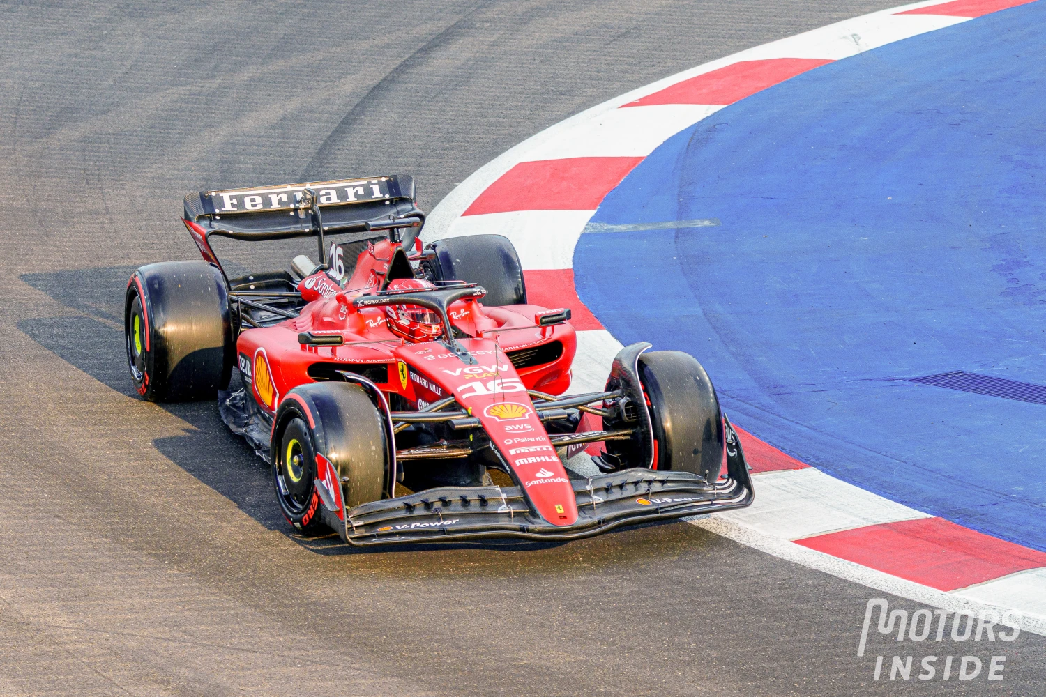 Singapore Grand Prix – Free Practice 1: Ferrari drivers lead ahead of Verstappen