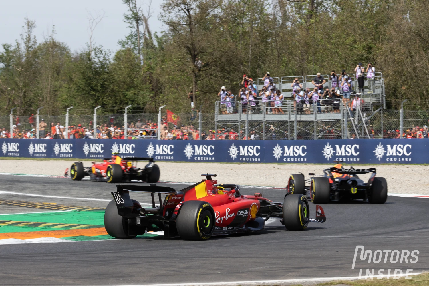 The Ferrari drivers not yet authorized to fight during the race in Singapore