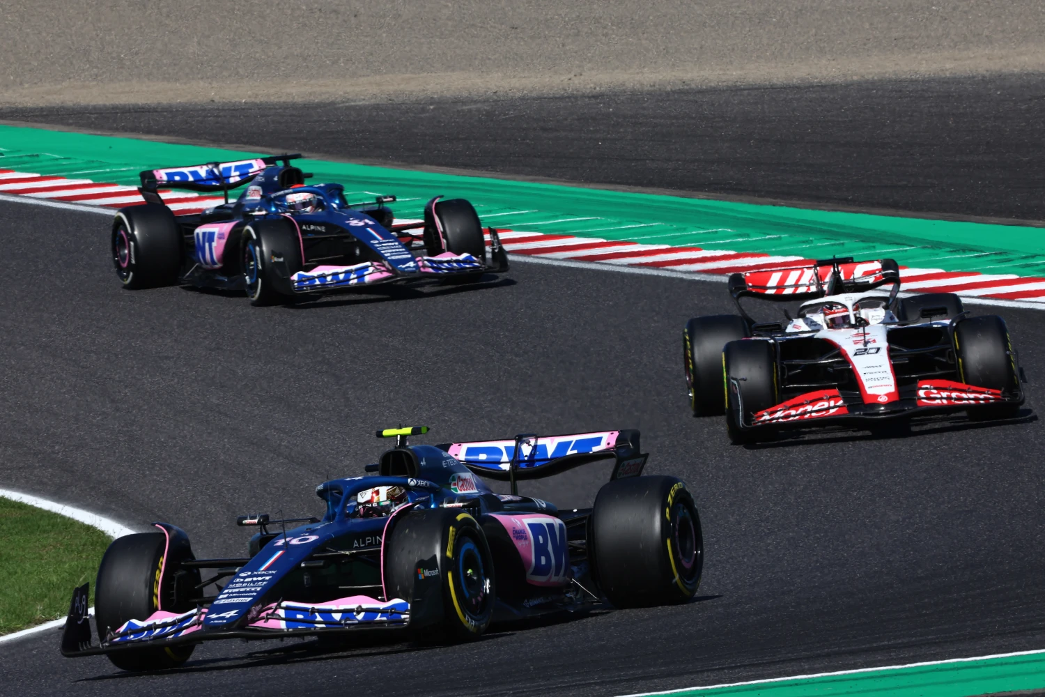 Middle finger, heated discussion: Pierre Gasly’s anger towards Alpine