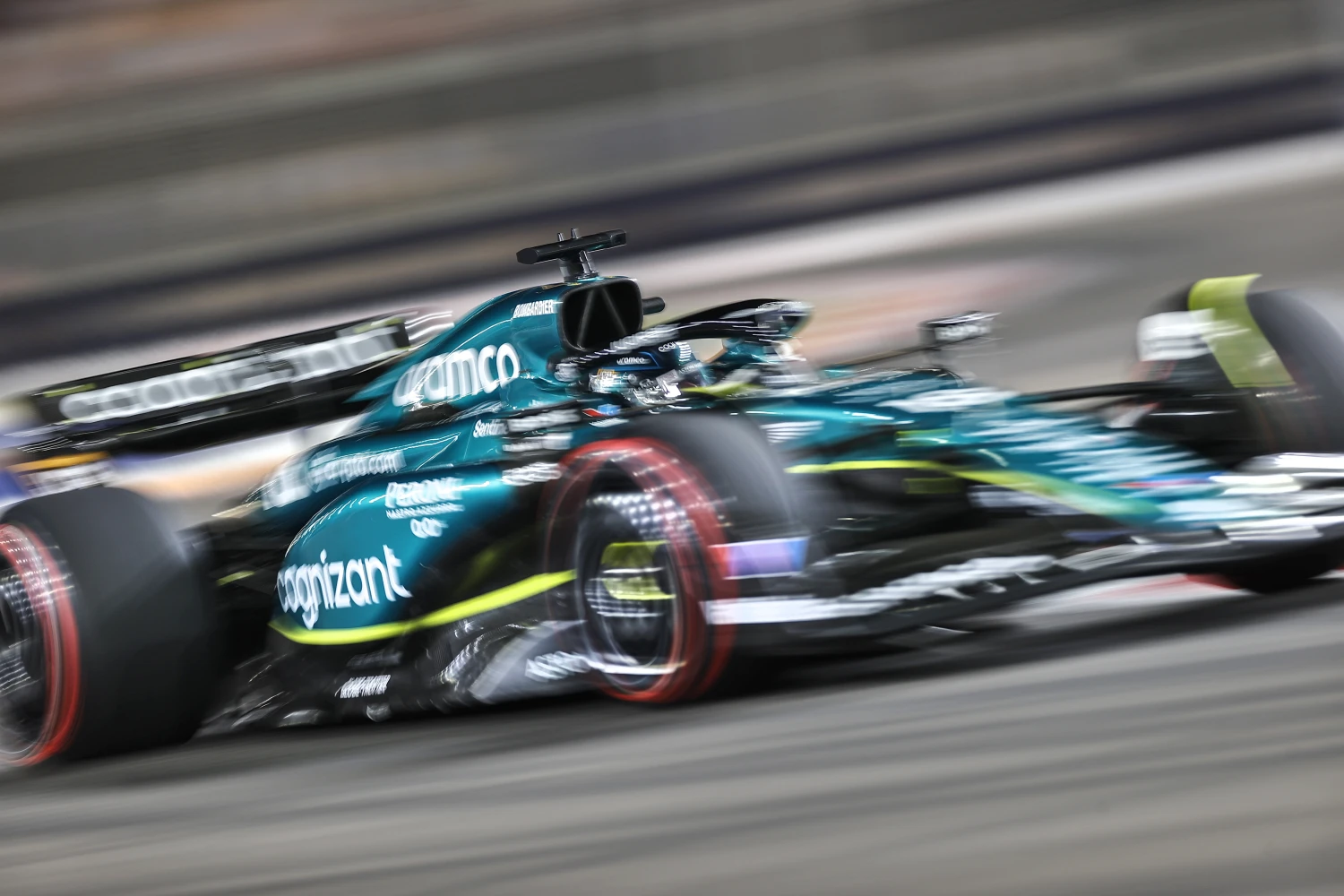 The huge crash of Lance Stroll during qualifying in Singapore, as seen through onboard camera footage