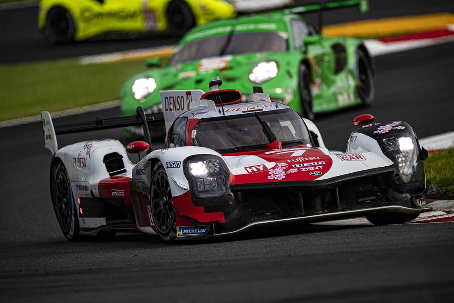 8 Hours of Bahrain – Free Practice: Toyota, in the rain as well as on dry track