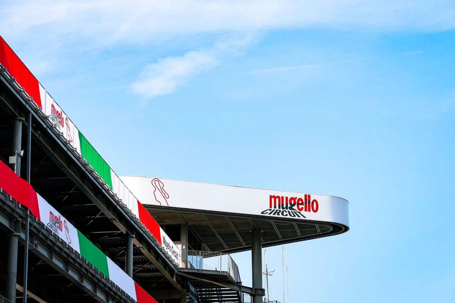 Robert Shwartzman on trial with Ferrari at Mugello