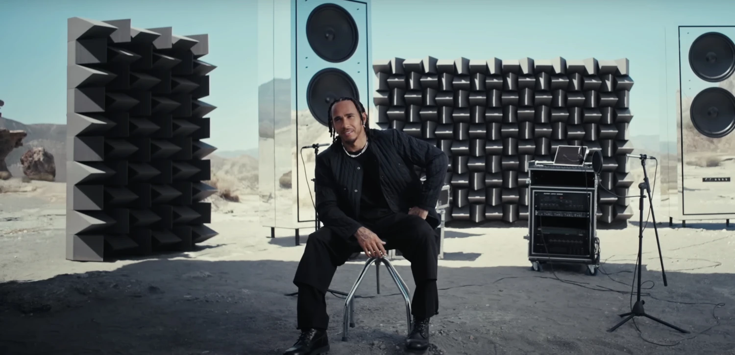 Lewis Hamilton, George Russell, and Toto Wolff in the latest Mercedes commercial (video)