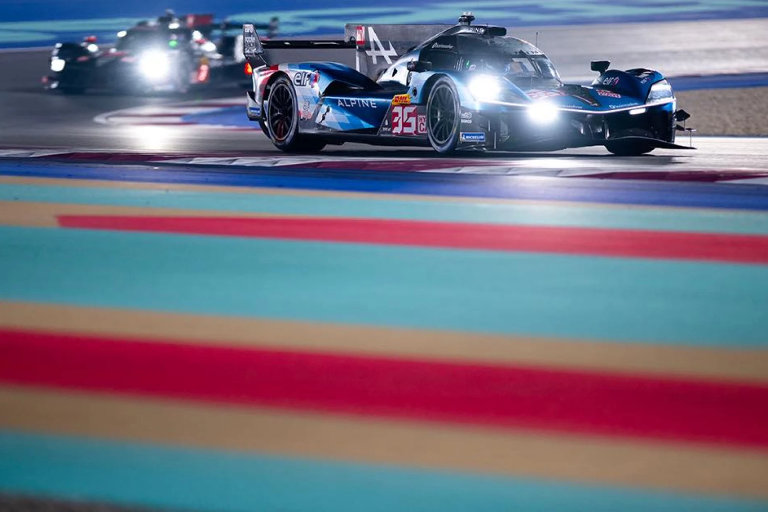 How to follow the 1812 km of Qatar?