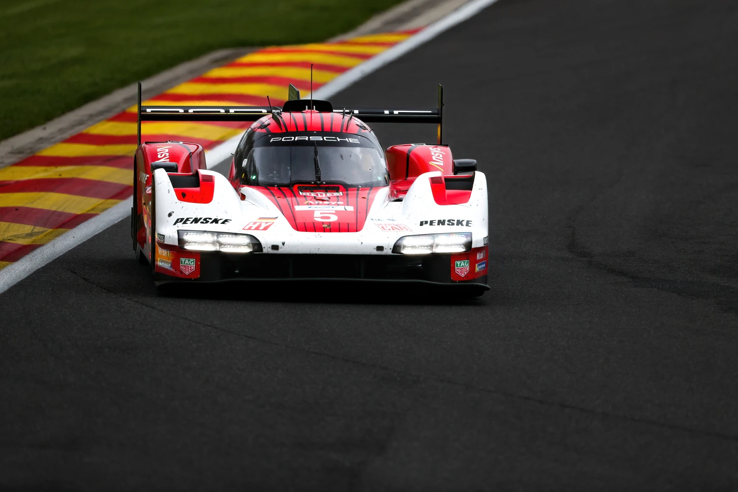 Standings after the 6 Hours of Spa: Porsche head held high