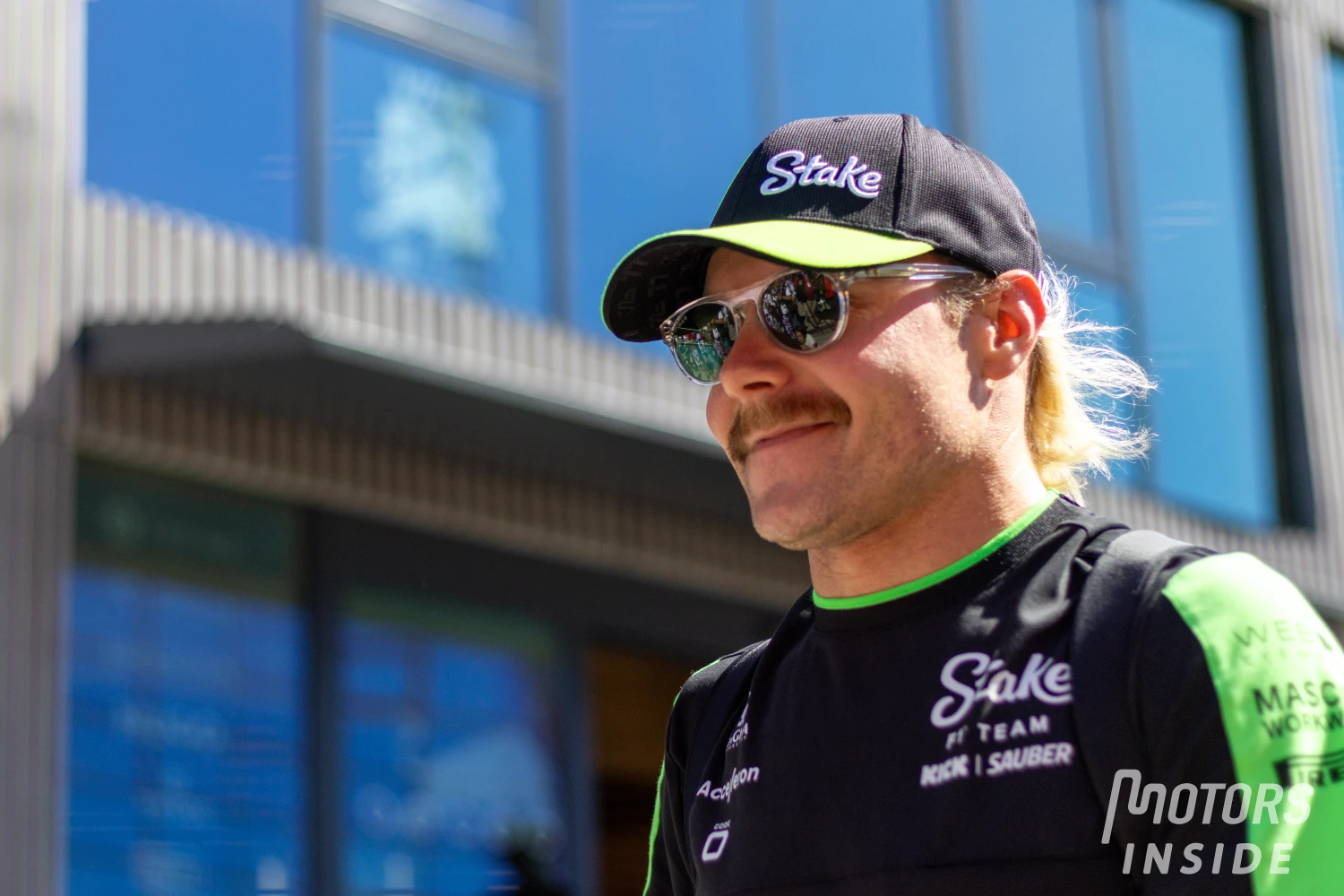 Ocean-themed helmet for Bottas in Monaco