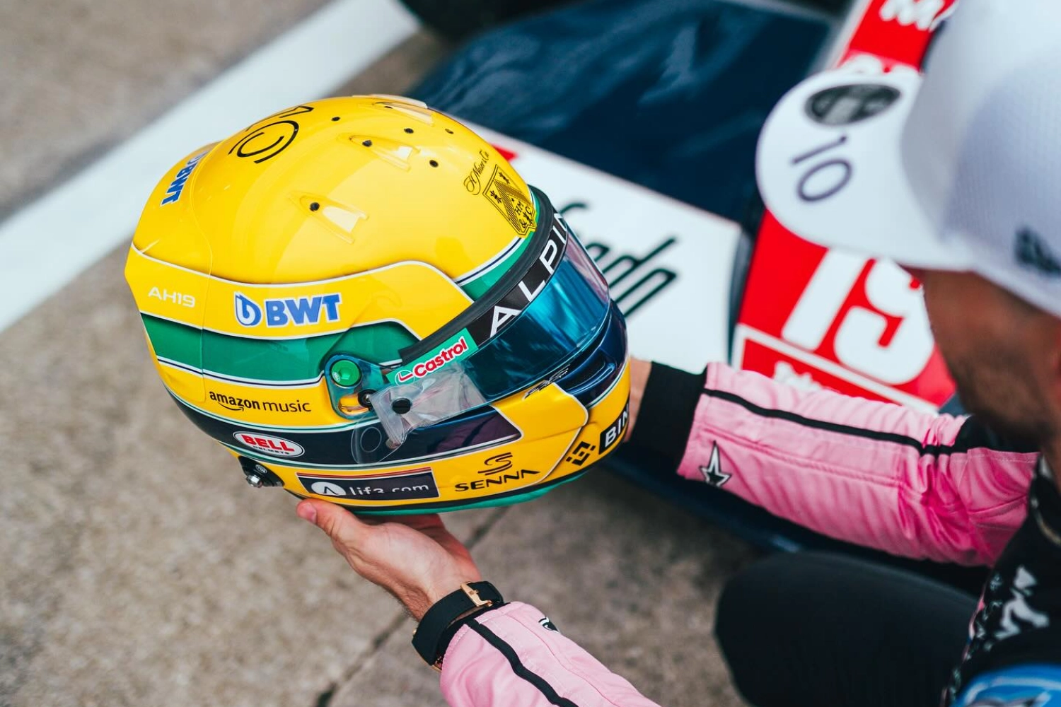 Pierre Gasly pays tribute to his idol Ayrton Senna during the Imola GP